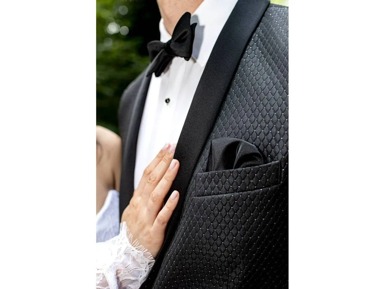 Black Sparkle Diamond Shawl Tuxedo Rental