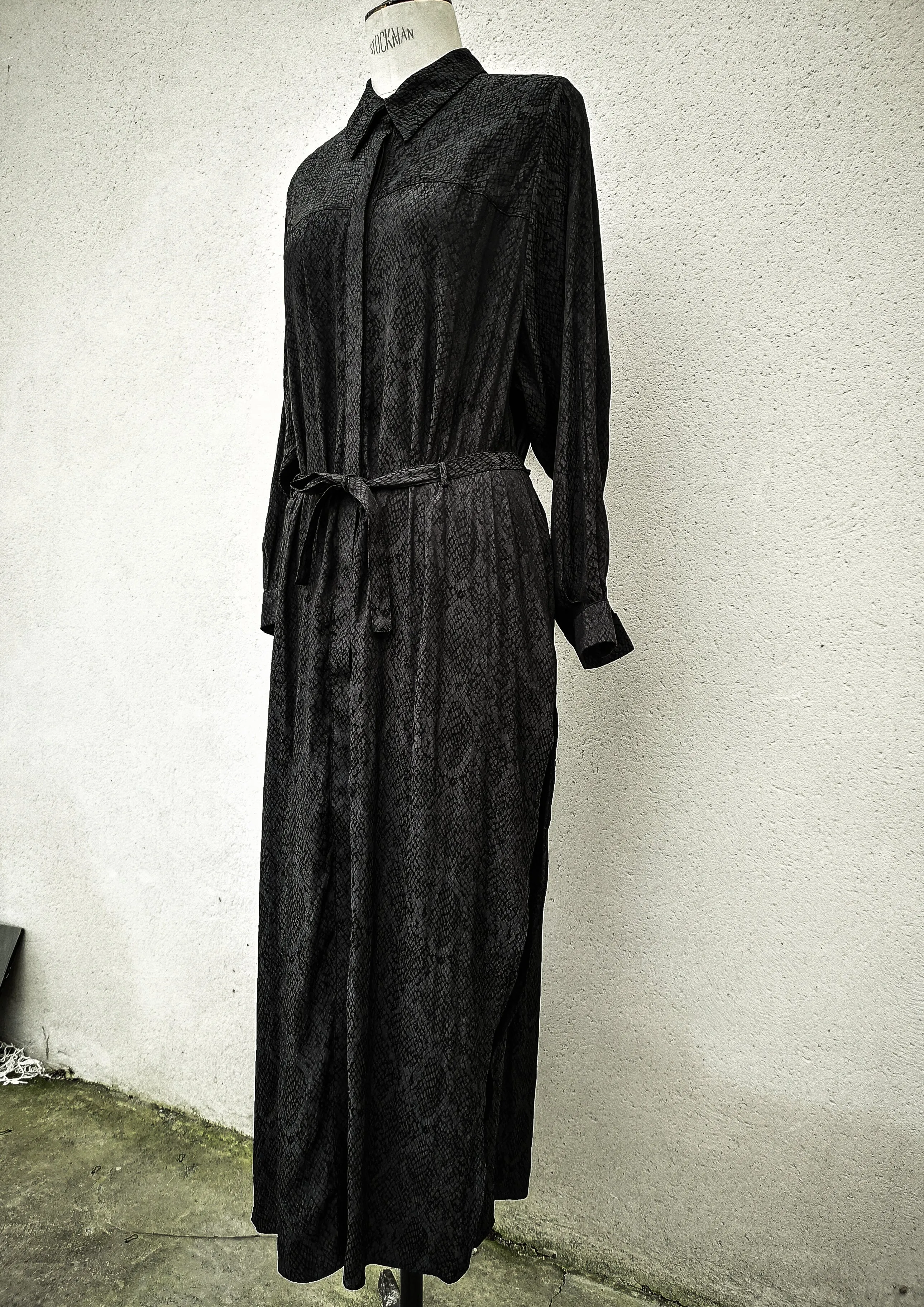 DRESS/CARDIGAN - JACQUARD SATIN black snake