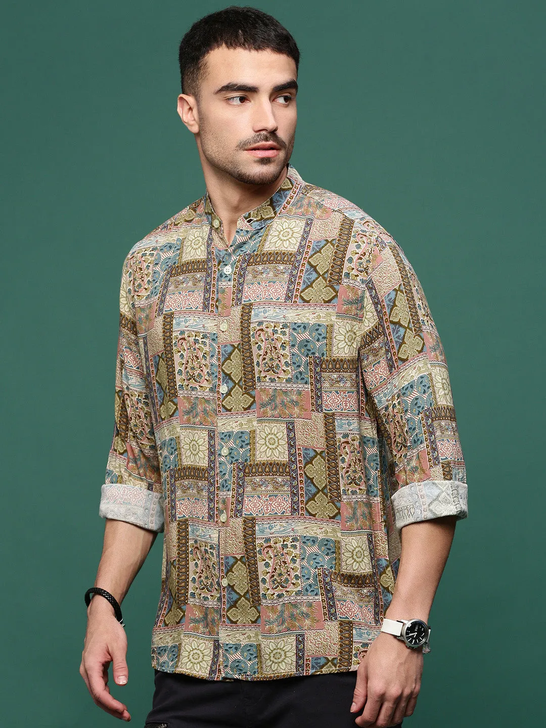 Men Brown Graphic Slim Fit Shirt