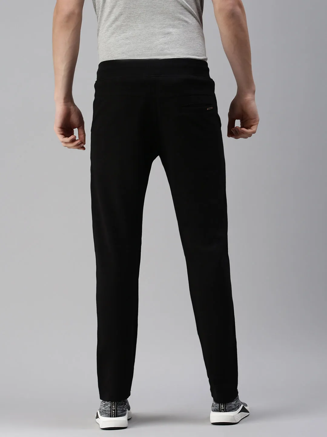 Men Solid Black Straight Fit Trackpant