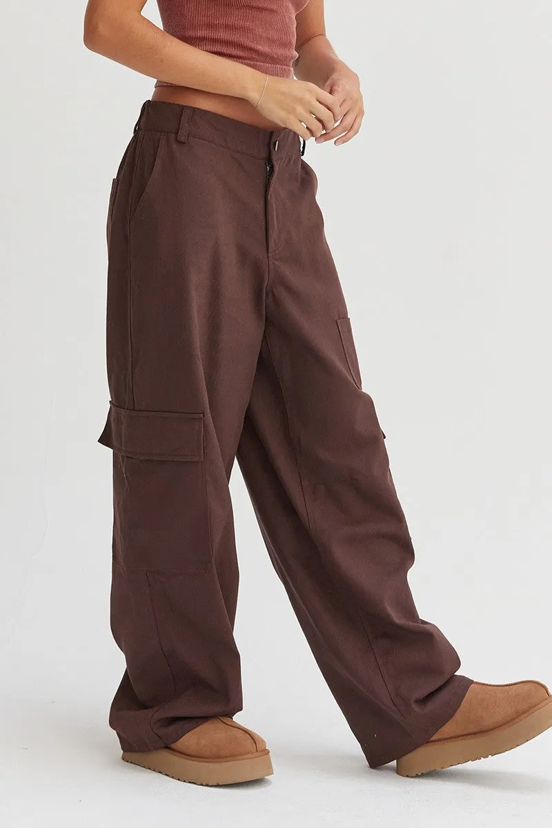 Toffee Elastic Waist Wide-Leg Cargo Pants