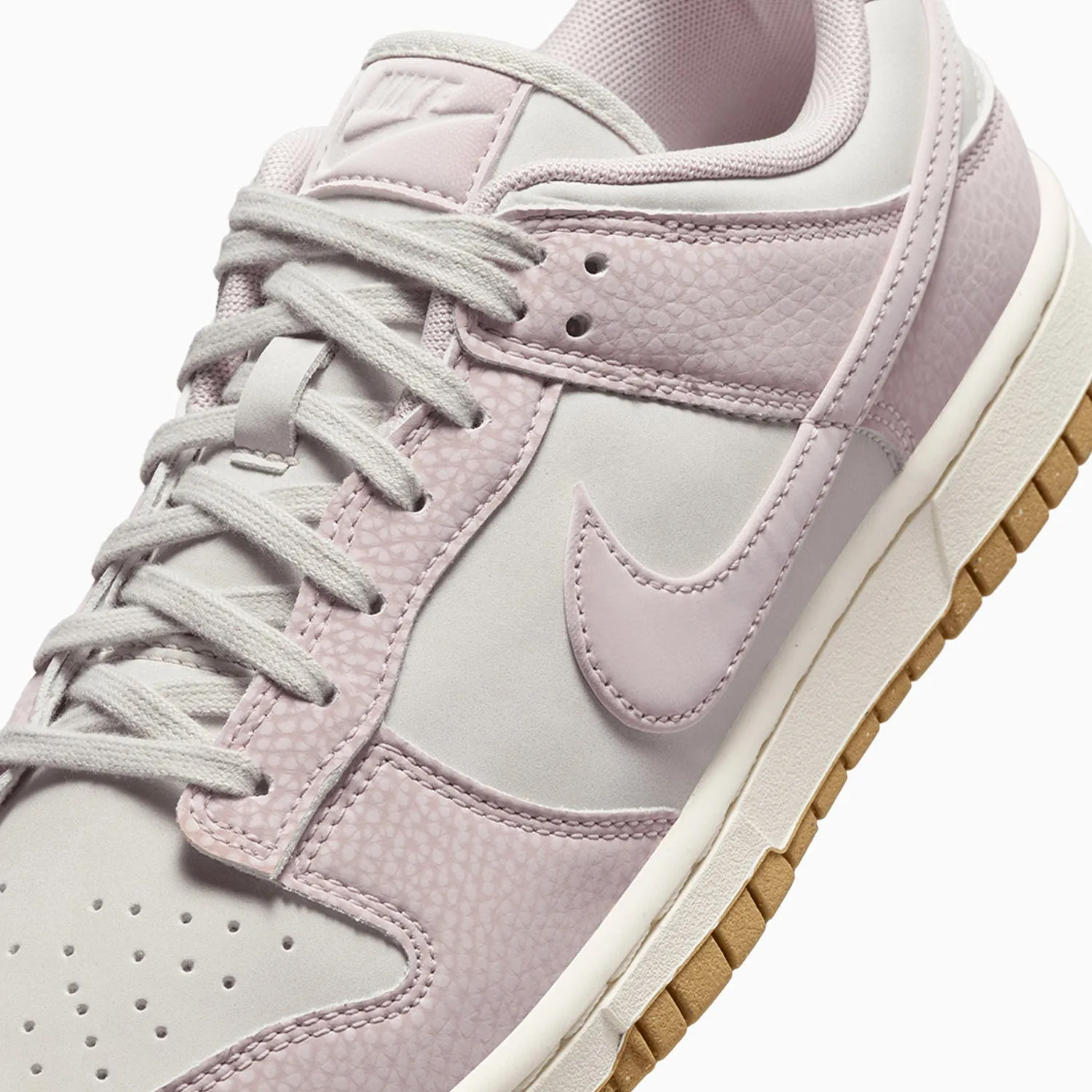 Women's Dunk Low Premium Next Nature "Platinum Violet"